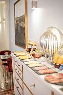 We Boutique Hotel