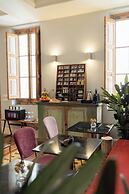 We Boutique Hotel