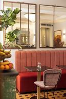 We Boutique Hotel