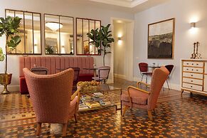We Boutique Hotel