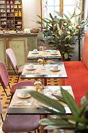 We Boutique Hotel