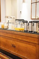 We Boutique Hotel