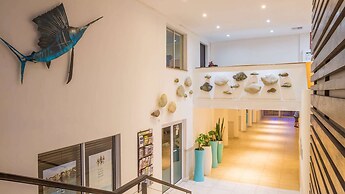 Blue Marlin All-Inclusive Seascape by Dream Resorts