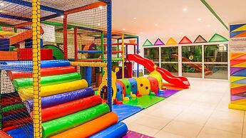 Blue Marlin All-Inclusive Seascape by Dream Resorts