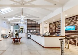 Blue Marlin All-Inclusive Seascape by Dream Resorts