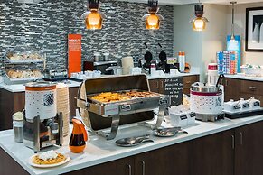 Hampton Inn & Suites Knoxville Papermill Drive