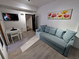 Main Square Apartments & More