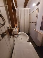 Main Square Apartments & More