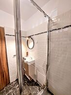 Main Square Apartments & More