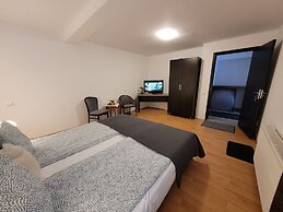 Main Square Apartments & More