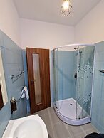 Main Square Apartments & More