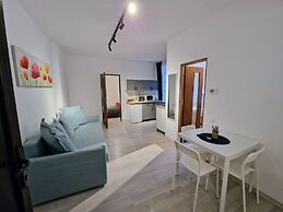 Main Square Apartments & More