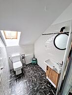 Main Square Apartments & More