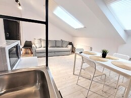 Main Square Apartments & More