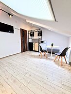 Main Square Apartments & More