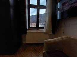 Main Square Apartments & More