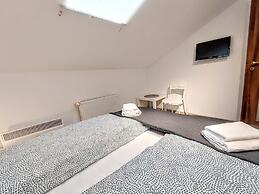 Main Square Apartments & More