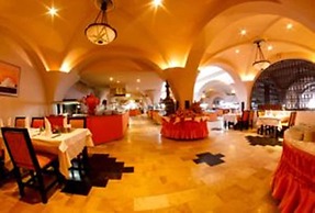 Royal Lido Resort & Spa