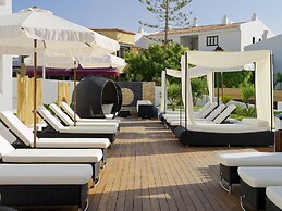 Regency Torviscas Apartments Suites