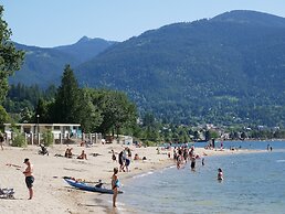 Dancing Bear Inn Hostel