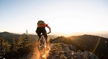 Dancing Bear Inn Hostel