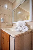 Punto di Oro Residences