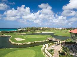 Punto di Oro Residences