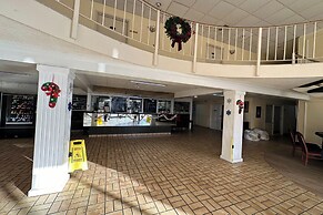 River Valley Inn and Suites By Belvilla