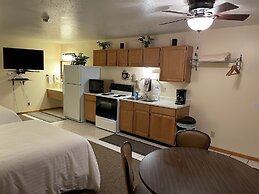 Whitetail Creek Resort