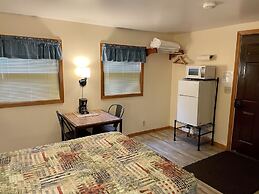 Whitetail Creek Resort