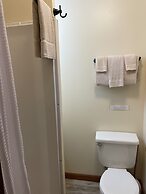 Whitetail Creek Resort