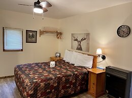 Whitetail Creek Resort