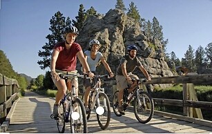 Whitetail Creek Resort