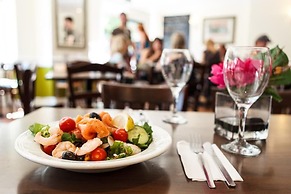 Kingfisher Townhouse