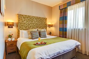 Kingfisher Townhouse