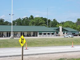 Indian Hills Inn & RV Park