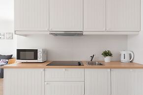 Apartinfo Apartments - Blue Side Family