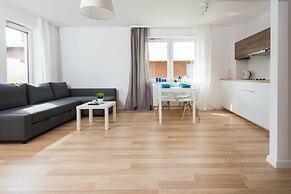 Apartinfo Apartments - Blue Side Family