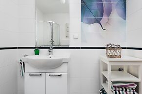 Apartinfo Apartments - Blue Side Family