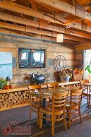 Sands on Golden Lake