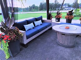 Knights Inn Colonial Fireside Inn