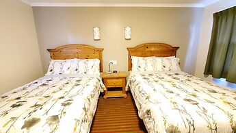Knights Inn Colonial Fireside Inn