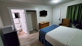 Knights Inn Colonial Fireside Inn