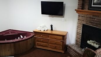 Knights Inn Colonial Fireside Inn