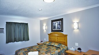 Knights Inn Colonial Fireside Inn