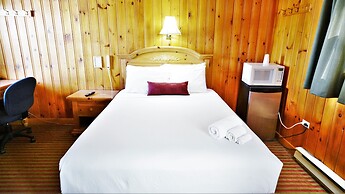 Knights Inn Colonial Fireside Inn