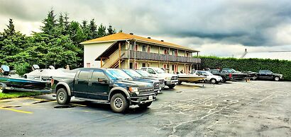 Knights Inn Colonial Fireside Inn