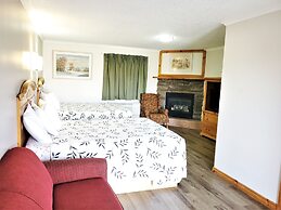 Knights Inn Colonial Fireside Inn