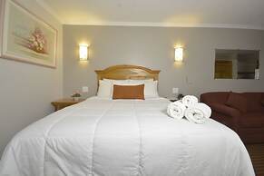 Knights Inn Colonial Fireside Inn