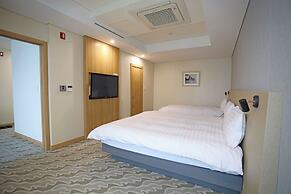 Sunshine Hotel